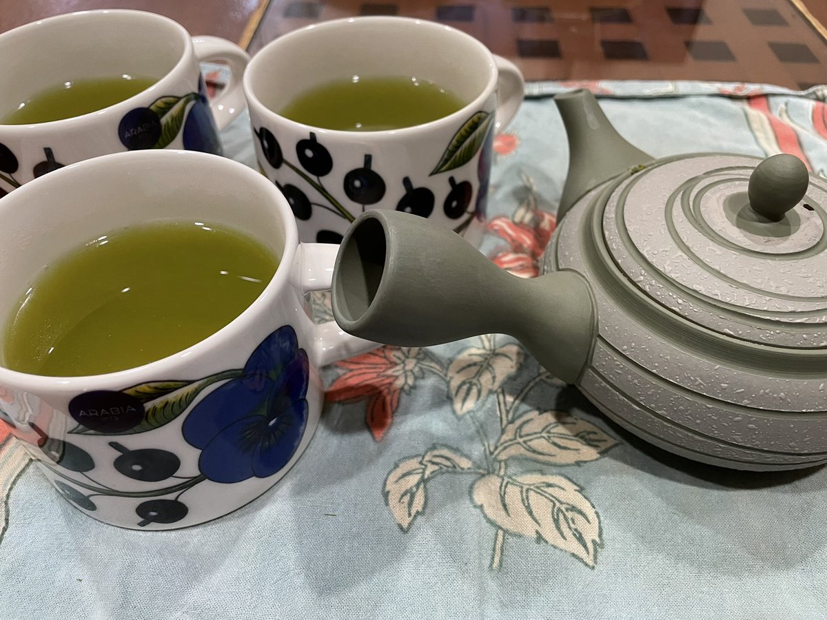 misakurai's tweet photo. あけましておめでとうございます🎍今年もよろしくお願いします🍵 https://t.co/C9LrJqV5w6