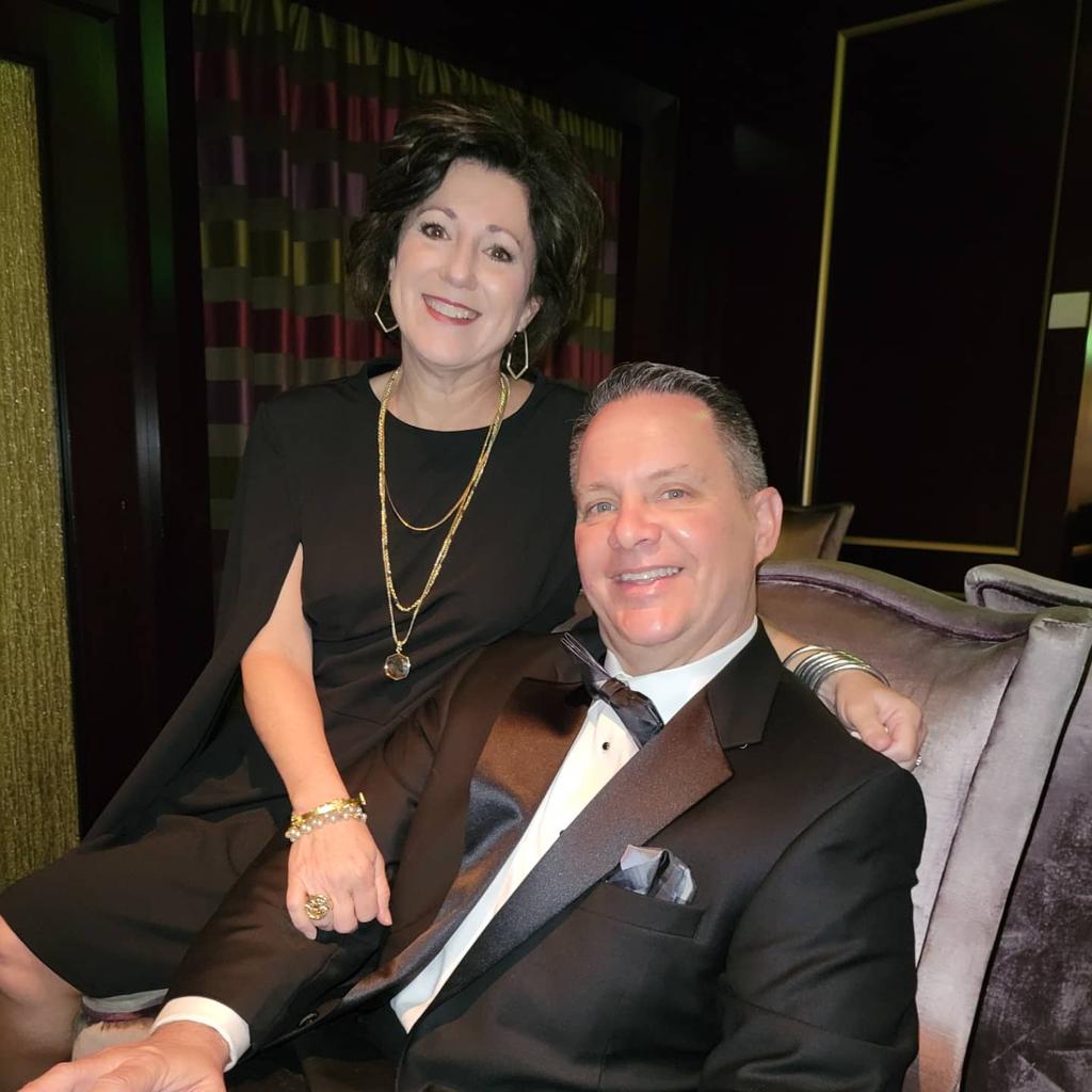 temmchugh's tweet photo. Happy New Year!!! https://t.co/BfBKZC2Dzn