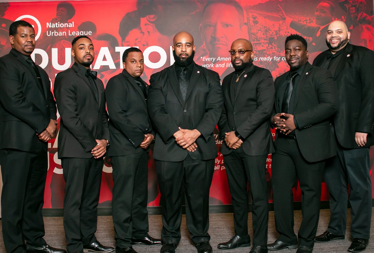 NULYP's tweet photo. 👏🏽👏🏾👏🏼👏🏿 One more time... let’s appreciate our 2019-2021 National Executive Leadership Team! Thank your for your service and dedication the Movment. Your leadership and sacrifice during this unprecedented time will not be forgotten. #bethemovement #ypheroes #ypleads #nulyp https://t.co/4j7ZFrLkYV
