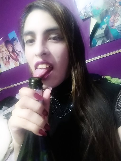 Feliz A&ntilde;o Nuevo! Happy New Year!!! #Chile #Trans #Tgirl  #2022NewYear #HAPPYNEWYEAR https://t.co/s9l<a href="/tag/chile"class="tags">#Chile</a><a href="/tag/trans"class="tags">#Trans</a><a href="/tag/happynewyear"class="tags"><span>#happynewyear</span></a><a href="/tag/tgirl"class="tags"><span>#tgirl</span></a><a href="/tag/2022newyear"class="tags"><span>#2022newyear</span></a>