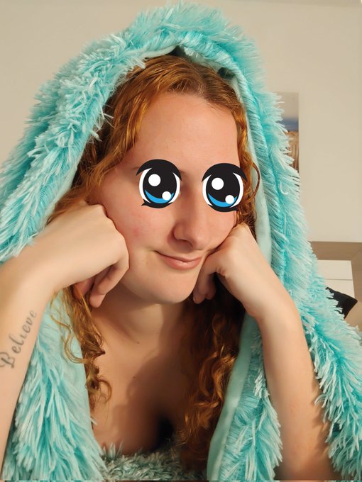 Suivez moi sur pornob au nom de  (Cherribumb) https://t.co/I4lSPU9Okd