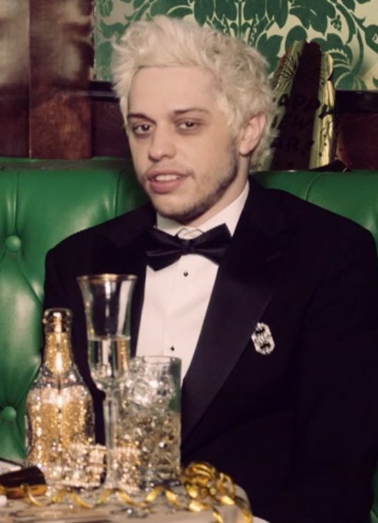 stetle's tweet photo. Pete Davidson is what I imagine Beetlejuice looked like when he was alive. #MileysNewYearsEveParty https://t.co/GJk8ofBi8J