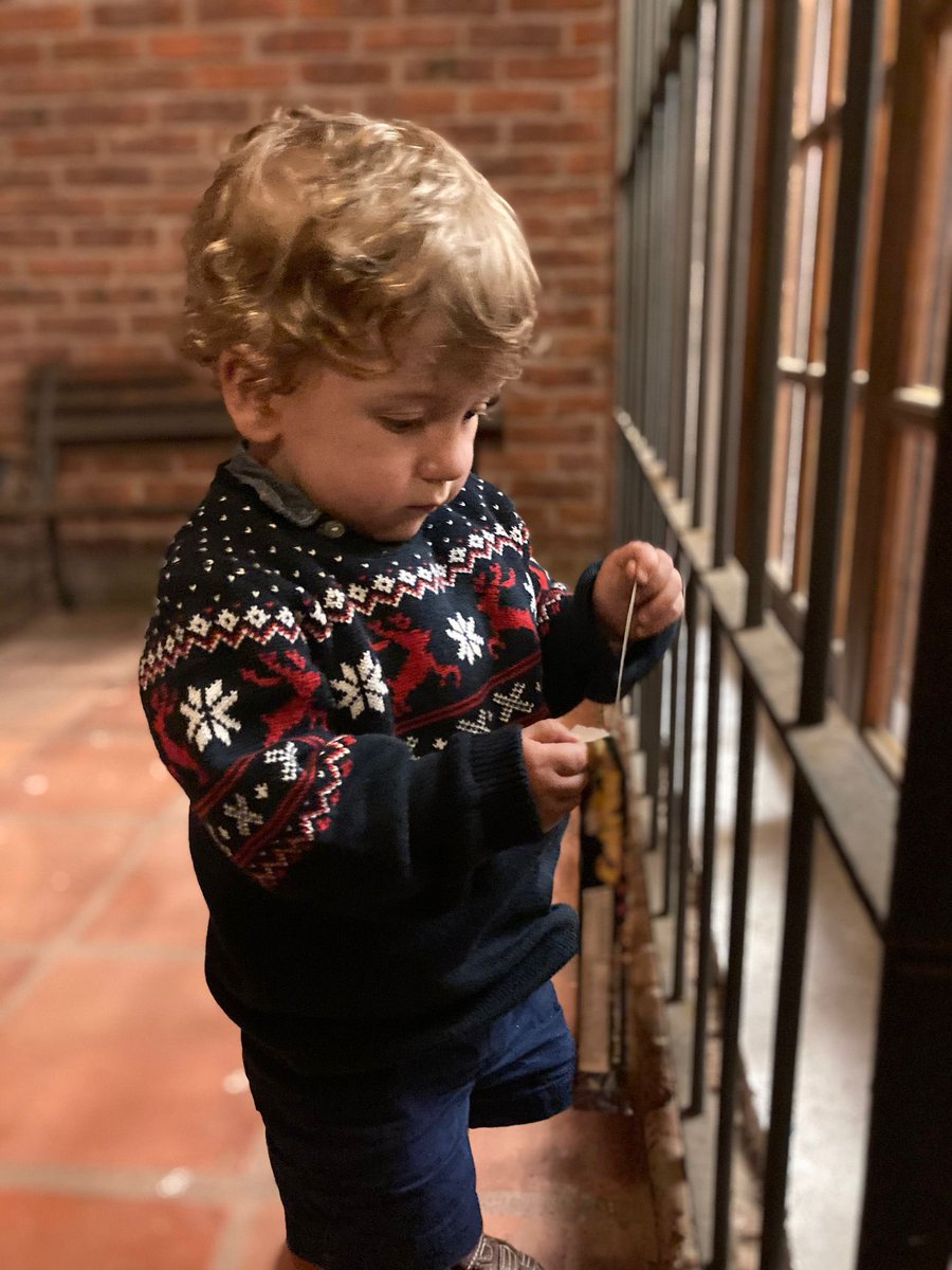 TodosxValentin tweet media