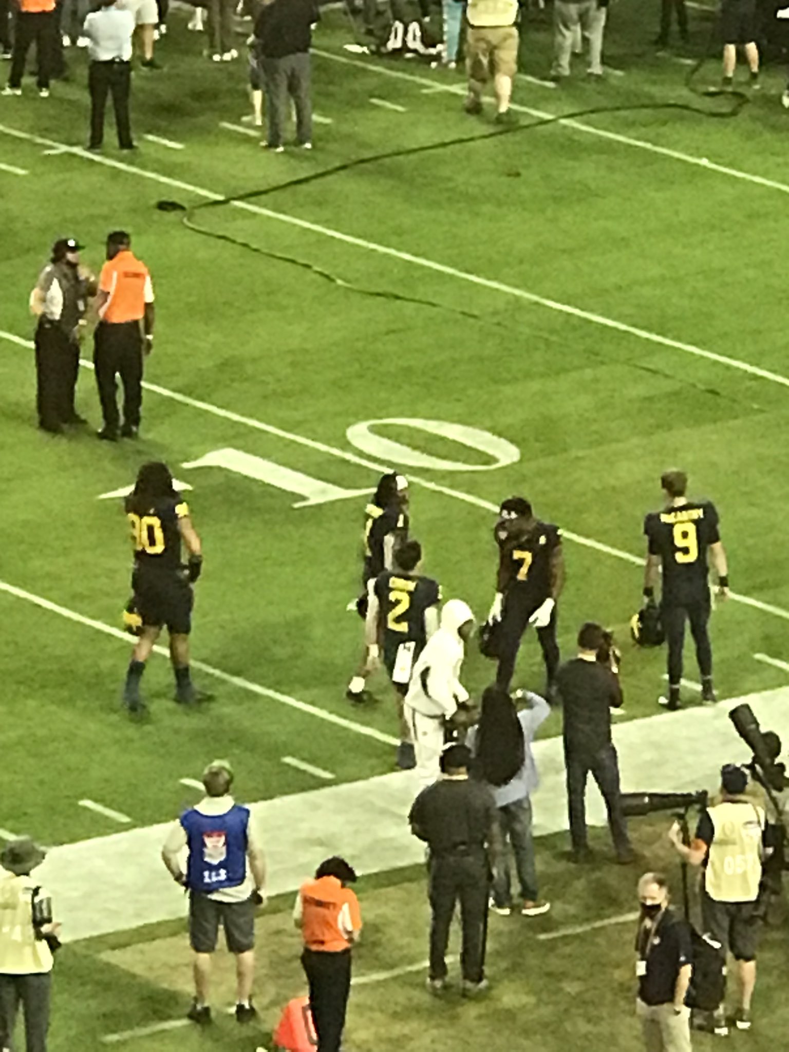 Zach Shaw on Twitter: "JJ McCarthy, Blake Corum, Donovan Edwards, Andrel  Anthony and Mike Morris stayed on the field to watch Georgia celebrated its  victory. https://t.co/NS4Nm0G0pD" / Twitter