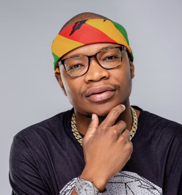 audiomack's tweet photo. Top 5 Most-Streamed Electronic &amp; Pop Artists on Audiomack, THIS YEAR:

1. @FOCALISTIC  
2. @SPINALL  
3. @masterkraft_ 
4. @MasterKGsa 
5. @ThatSubUrban https://t.co/OITP1YIQWr