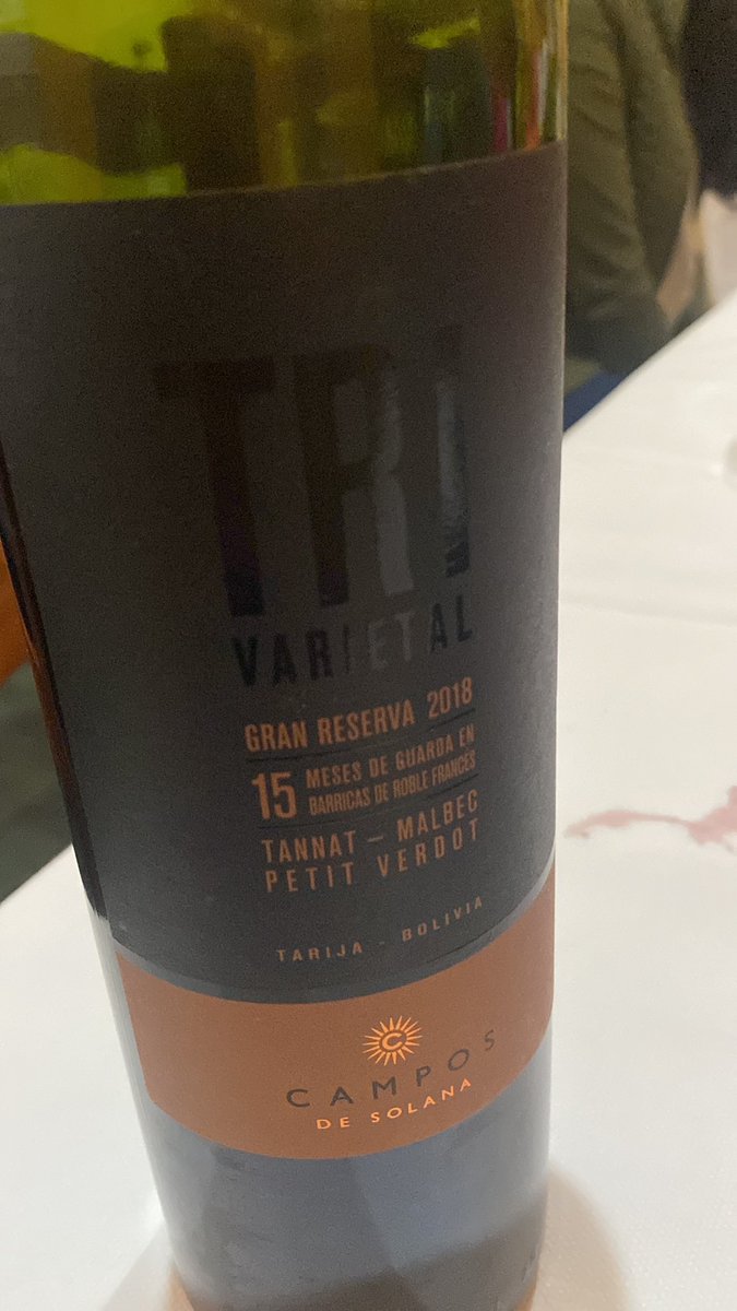 golinhodiniz's tweet photo. Um vinho pra começar bem meu 2022 #tridaliberta https://t.co/hgUdWcpKar