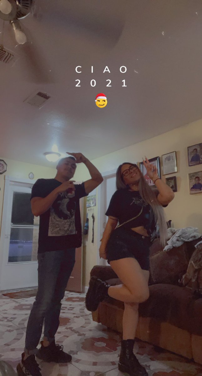 Josslynn16's tweet photo. 2021 WE WON @Lalo_113 🤍 https://t.co/zkPZ2f70qr