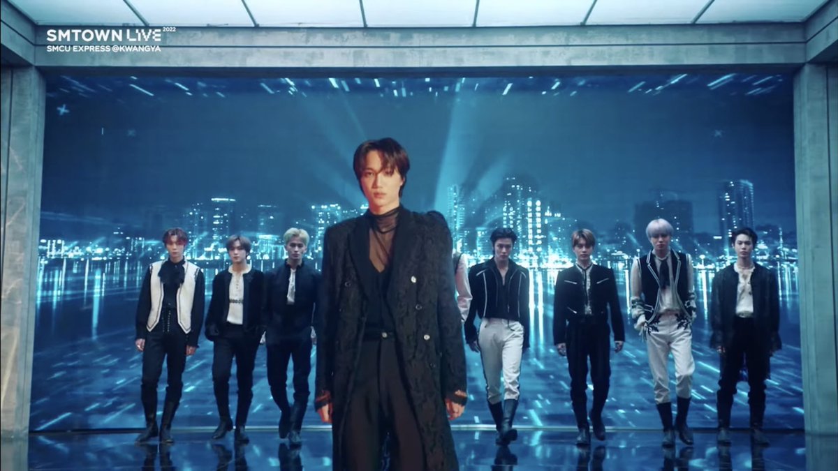 KAI SERVING GOD-TIER VISUALS CMONNN!!!! LOOK AT HIM!!!!! 🤩💙