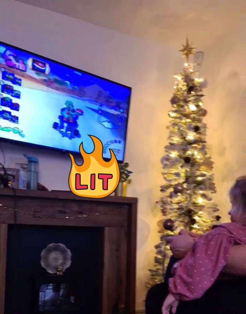 MirandaEvaKH's tweet photo. a little bit of mario kart double dash is fun today!!! sophia sure likes to see her dad play video games #newyearseve #mariokart #fatheranddaughtertime https://t.co/mMHQVU0vNQ
