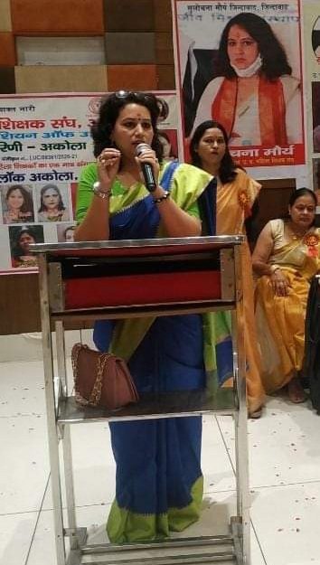 नव वर्ष 2022 की मंगलकामना......

उत्तर प्रदेश महिला शिक्षक संघ की प्रदेश अध्यक्ष श्रीमती सुलोचना मौर्या जी को जन्मदिन की हार्दिक बधाई एवं शुभकामनाएं