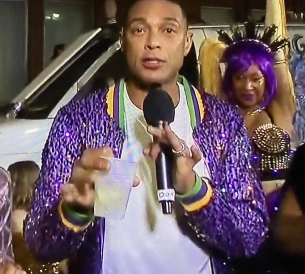 Getthebagcoach's tweet photo. How it began vs how it’s going Don Lemon https://t.co/xK6ULfIxuu