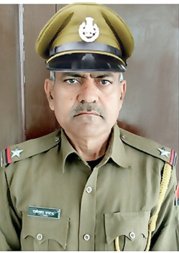 श्री रामेशवर  सहायक उप निरीक्षक को टोंक पुलिस परिवार की ओर से जन्मदिन की हार्दिक शुभकामनाएं
<a href="/OmPrakashIPS1/">Om Prakash IPS</a>