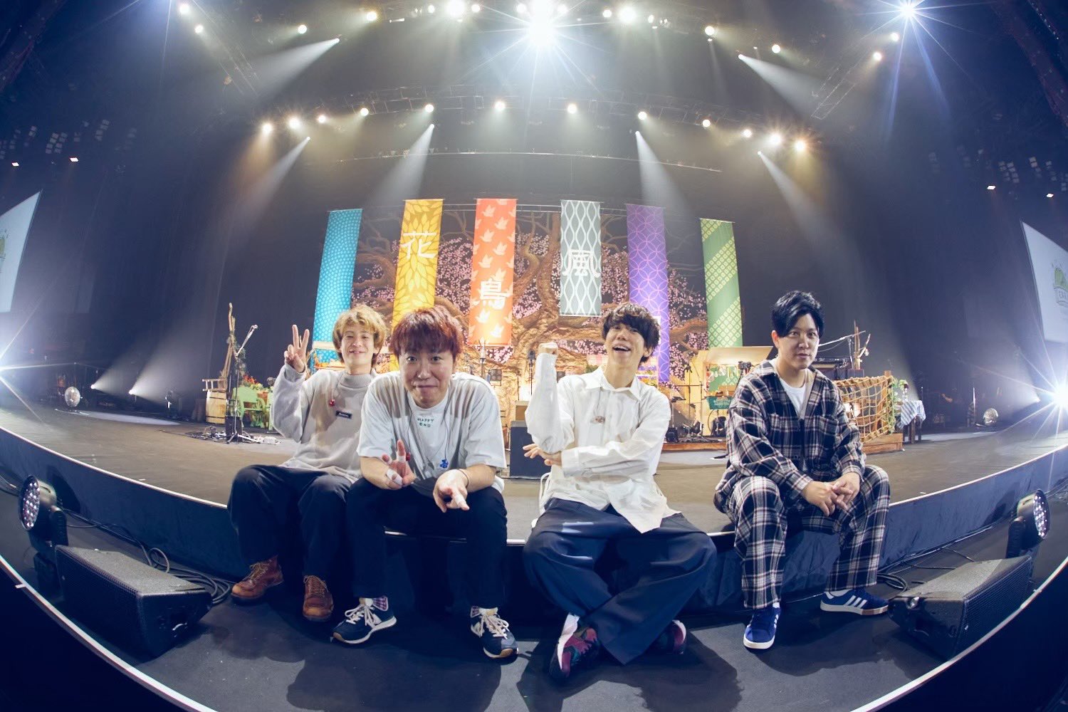 Sumika 新年 明けましておめでとう御座います 22年もsumikaを どうぞ宜しくお願い致します Sumika T Co 10hsv8fuoh Twitter