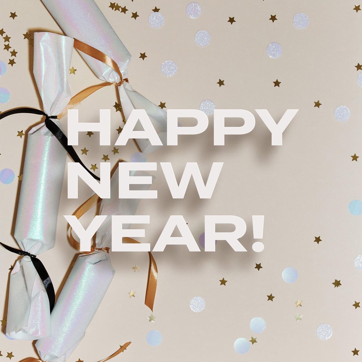fuseconcerts's tweet photo. Happy New Year!!! The best is yet to come! https://t.co/lMArzsVgvm