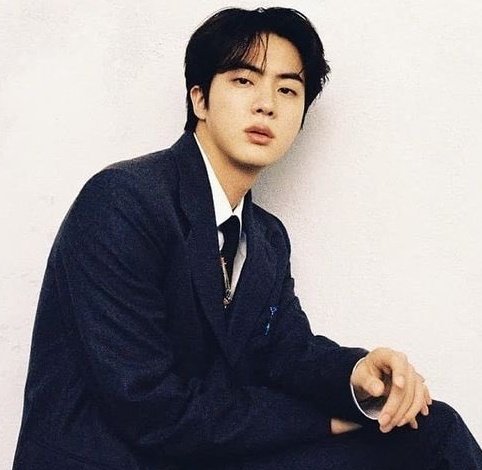 jinnieeby's tweet photo. happy new year amiii<3 #JIN https://t.co/zX0FRd4bor