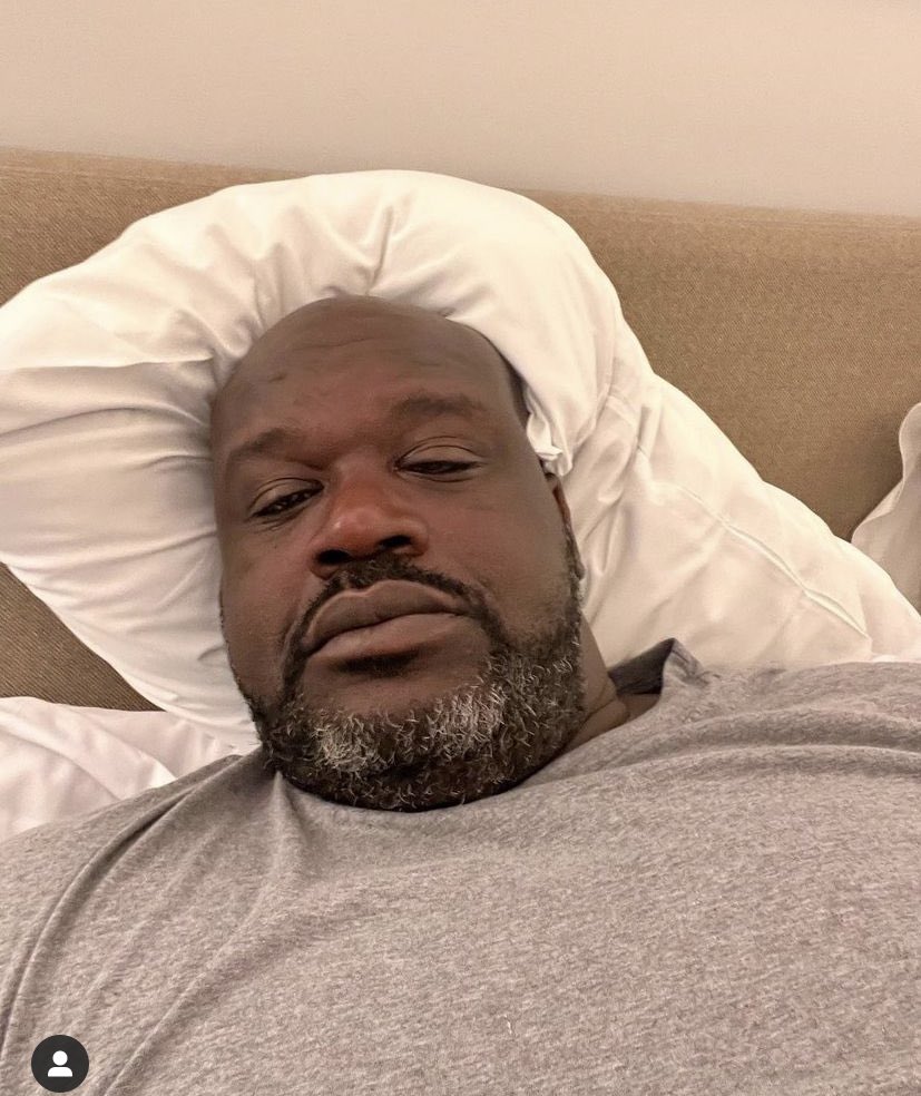 rebelleflowerr_'s tweet photo. Me in bed right now on twitter https://t.co/3CLq3tEGNu