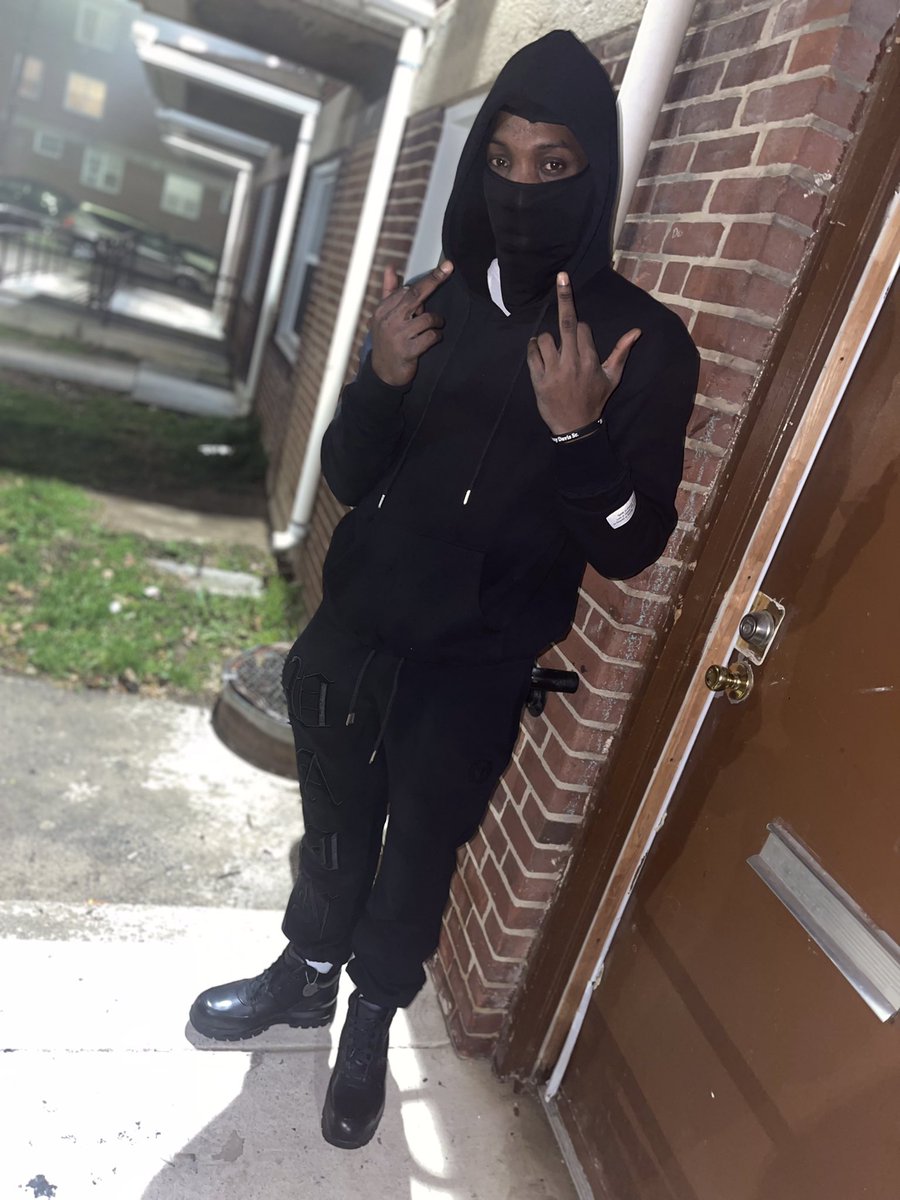 dhlizzy's tweet photo. New year new money ❤️💯 https://t.co/9YOltTgPvl
