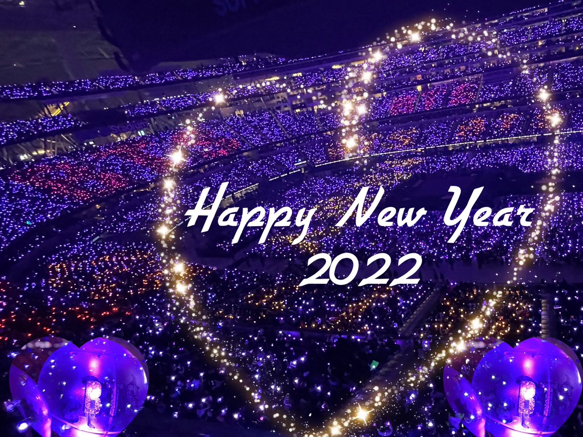 borahaefesta's tweet photo. Happy New Year. One year added and I’m loving this #ARMY life. Every year @BTS_twt brings me joy. Thank you to all my friends for making 2021 the best. #ccsquad #taeandbeyond #BTS_twt #NewYear2022 #Goodbye2021 https://t.co/7ZFd6rUWJX