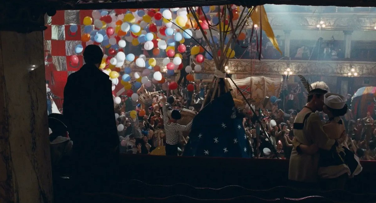 OnePerfectShot's tweet image. PHANTOM THREAD (2017)

Cinematography by Paul Thomas Anderson
Directed by Paul Thomas Anderson