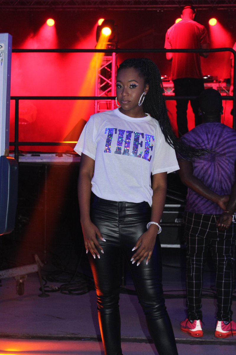 maleahofthedawn's tweet image. 2021 I… 
- Created consistently 
- Entered the #tinydeskcontest 
- Released my first song in two years 
- Won a talent show 
- Opened for Flo Milli &amp;amp; Lil Durk during Homecoming  
- Completed an internship
 
Beyond Grateful 🤎