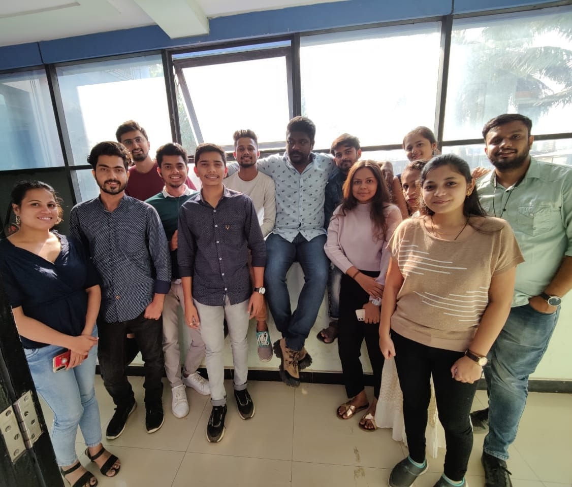 DG7India's tweet photo. New Year Party #DG7
.
.
#happynewyear #newyear #teamwork #happyfaces #newyearparty #party #LifeAtDG7 https://t.co/cEpFlRB13t