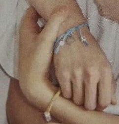 เขินข้อมือโน่มินว่ะ