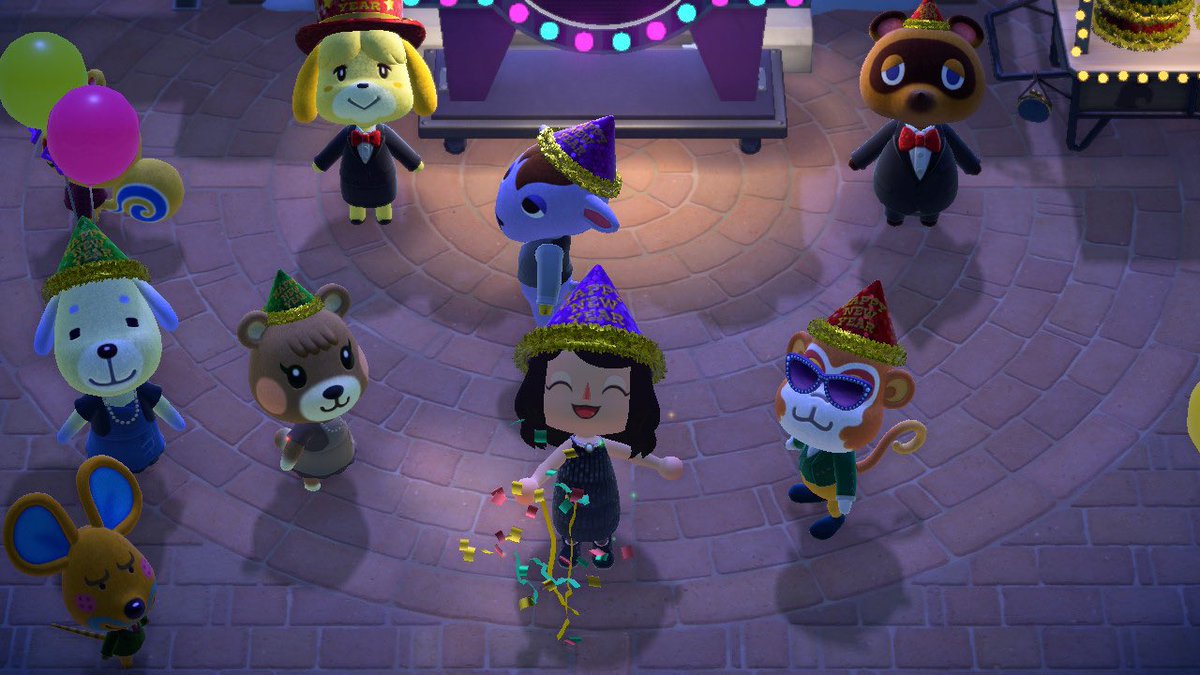 HanHorizons's tweet photo. happy new years from moon bay!! 🎆 

#AnimalCrossing #ACNH https://t.co/MqzWgCkfH0