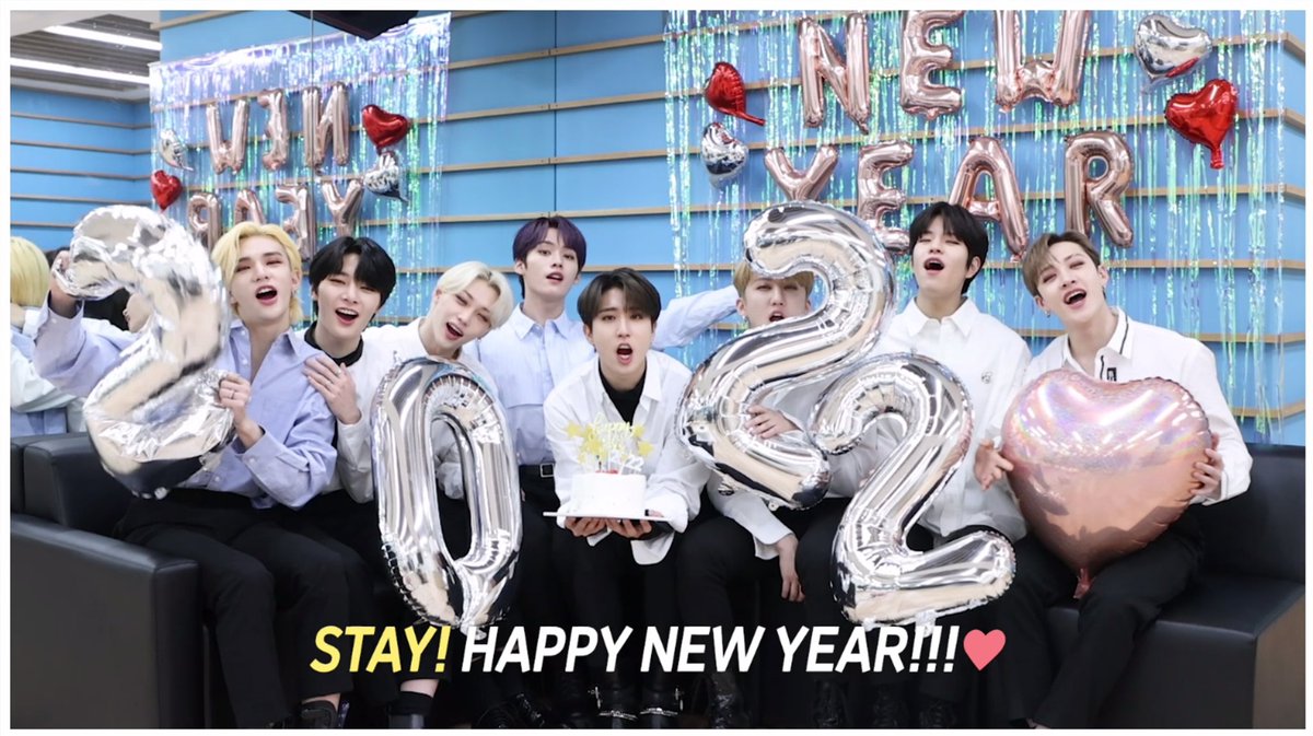Eliza_stay's tweet photo. STAY QUE TENGAS UN FELIZ AÑO NUEVO 🎉💕 https://t.co/eP0mlWJaCU
