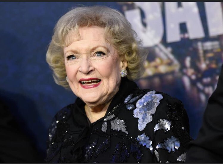 CaribLens's tweet image. “I’m a health nut. My favorite food is hot dogs with French fries. And my exercise, I have a two-story house and a very bad memory, so I’m up and down those stairs.”
Betty White 1921-2021
RIP Legend🥲
🪅
#BettyWhite
#Password
#MaryTylerMooreShow
#GoldenGirls
#SPCA
#WeAreCHM