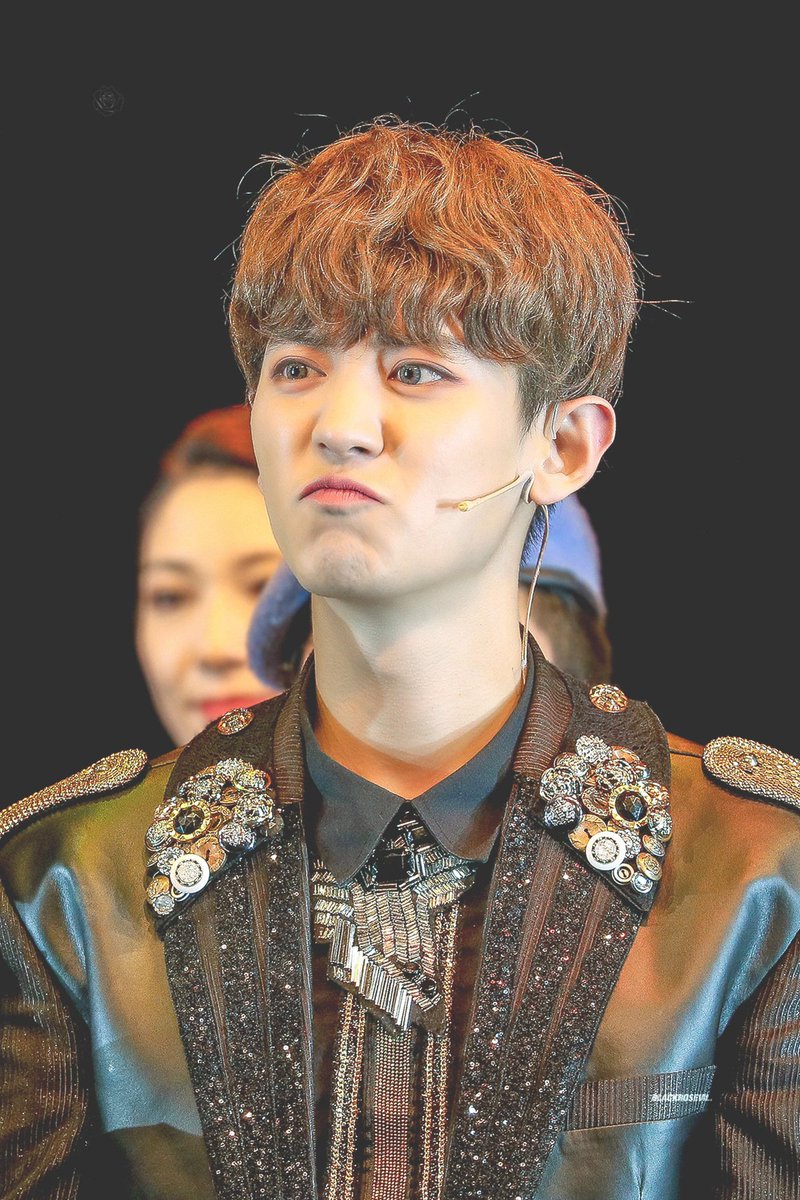 liebe_areeca's tweet photo. Really want to send all my friends here a warm hugs and thanks for beautiful memories in 2021

And also to this cutie who made my 2021 very colorful with a lot of happiness 💚 박찬열 ❤

새해 복 많이 받으세요. 새 해엔 항상 좋은 일만 가득하시고 늘 건강하길 바랄게요 🌟。♥。😉。🍀 https://t.co/AxDYoTWTTS