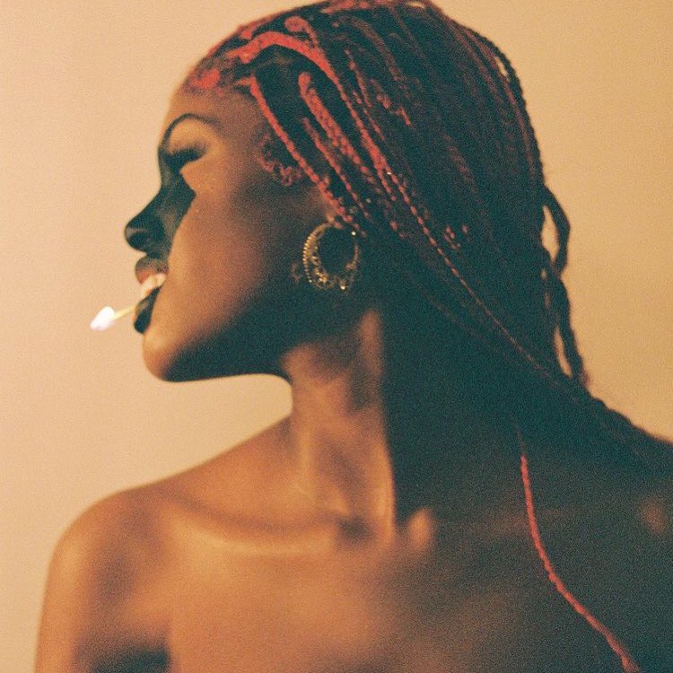 DKWAccess's tweet image. 💎 | Happy Birthday to the @diamondwhite Cleo Clan loves you lots 🤍✨ we all hope you have a beautiful day. In honor of Diamond’s birthday, what is your favorite song by our sister?