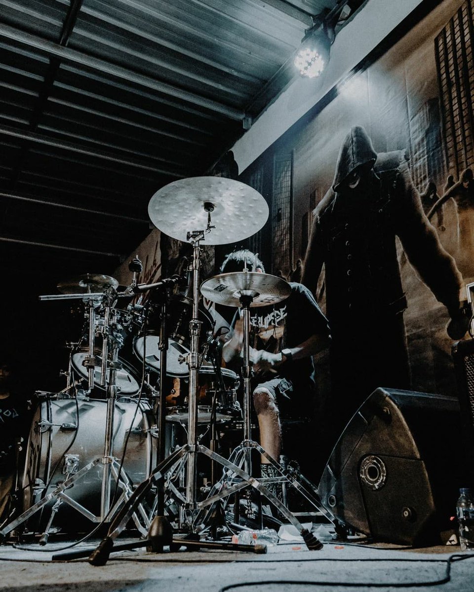 Kaligula Official tweet media