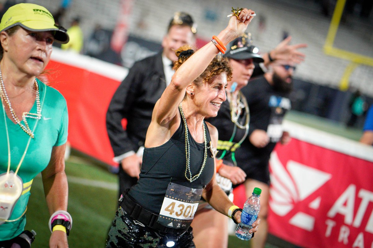ATLtrackclub's tweet photo. Running City USA, thanks for making our first start line of the year the absolute brightest. π
We can't wait for all 2022 has in store. #ResolutionRun5K https://t.co/R8W5x5VyMq