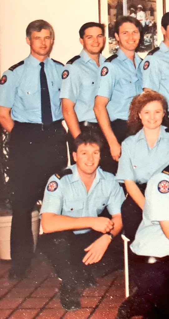 We're moving house atm and have been taking the associated trips down memory lane as we unearth forgotten gems. Who's this handsome rooster in Ali (<a href="/BSTPMQ/">Bear Sports Therapy 🐾</a>) and my 1993 graduation  photos? <a href="/BillLord2/">Bill Lord AM</a> #Paramedic