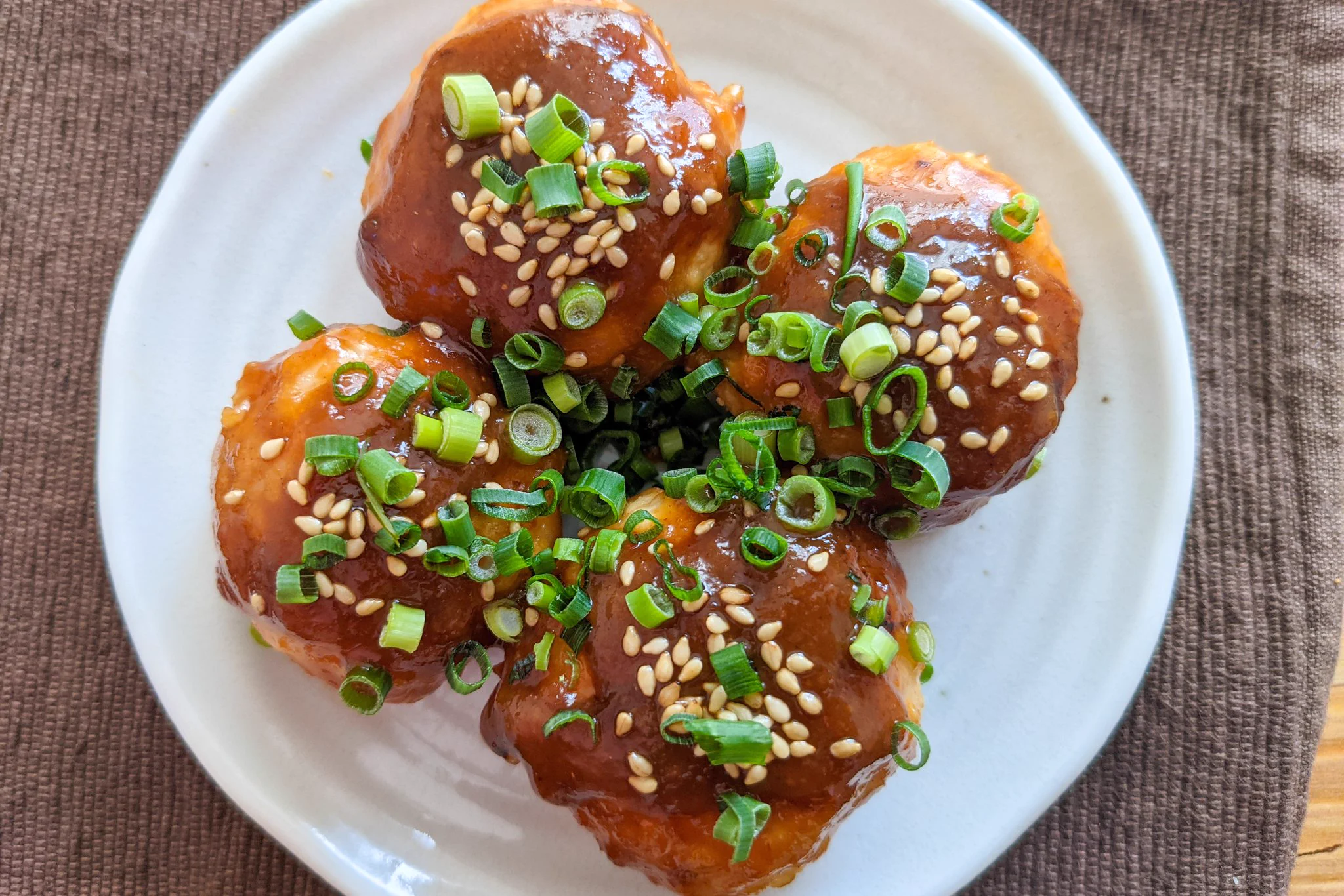 晩ごはんのメニューにもぴったりそう！簡単で美味しそうな「つくね」レシピ！