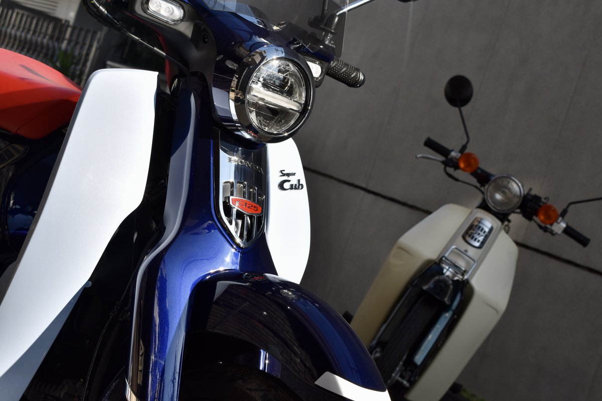 Ken_asama_tech's tweet photo. ついに納車完了しました！

新型C125です！！

カブにABS！新エンジン！

８月注文から4ヶ月…

カブ50と2台で走ります🙄

とりあえず感想としては
「パワーがすごいです👍」
#c125 https://t.co/hcvFmKhcjg