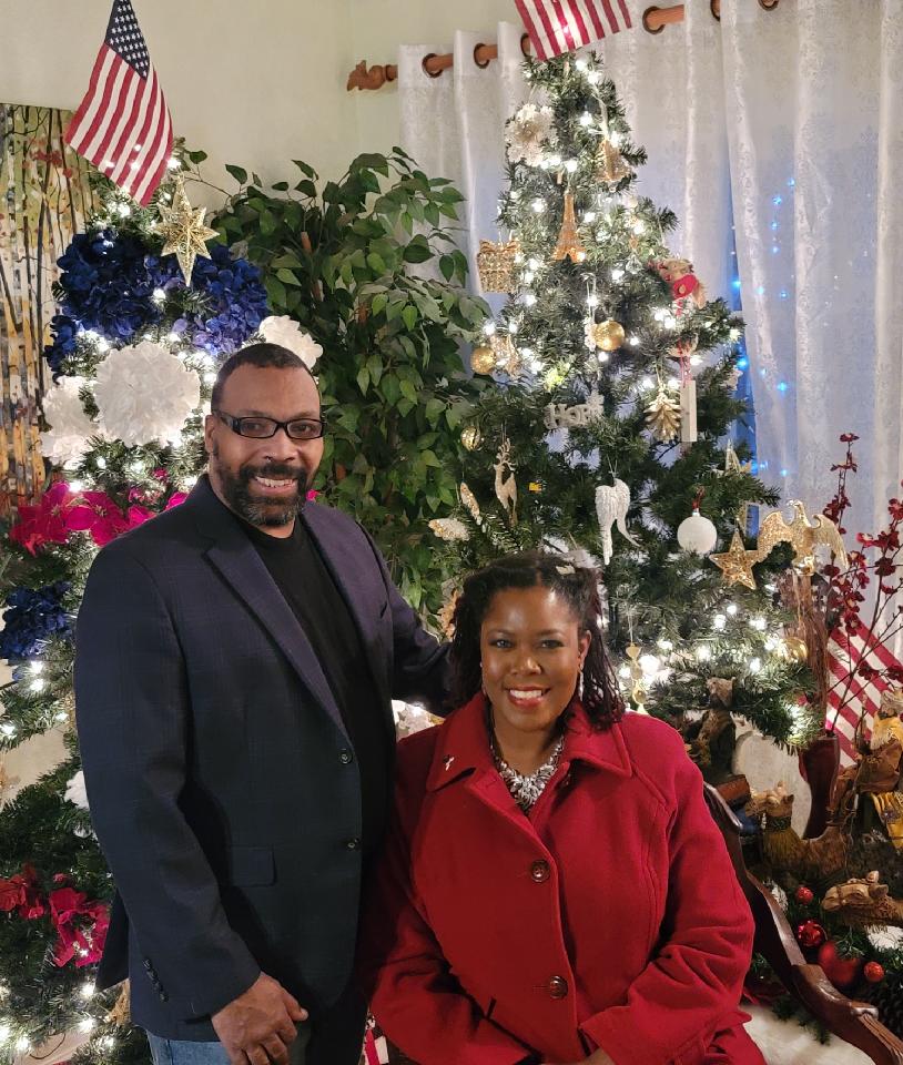 The Davis Family wishes you and your loved ones a safe, blessed and Merry Christmas and a Happy New Year!