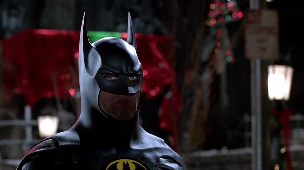 EvilUno's tweet photo. Batman Returns is Evil Uno’s favorite Christmas movie. https://t.co/QdZRXQJxZt