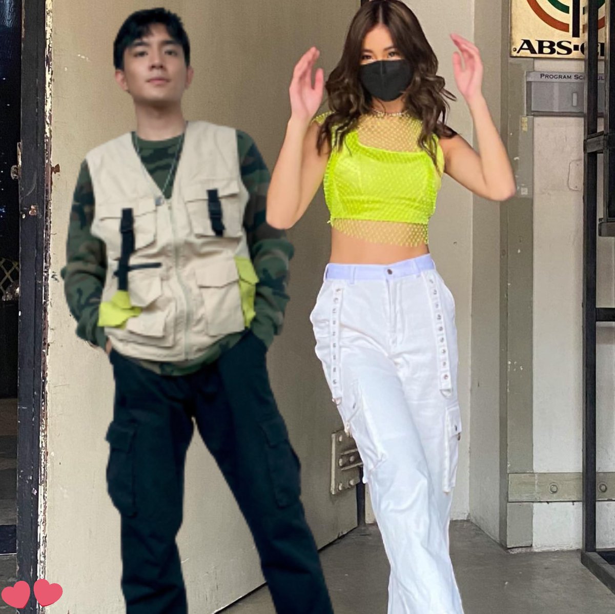rlphmnd's tweet photo. and you've come this far @amandaazamora @ralphhmalibunas, you're doing great, love you. 🤍🖤 https://t.co/QkVLKH9fj9