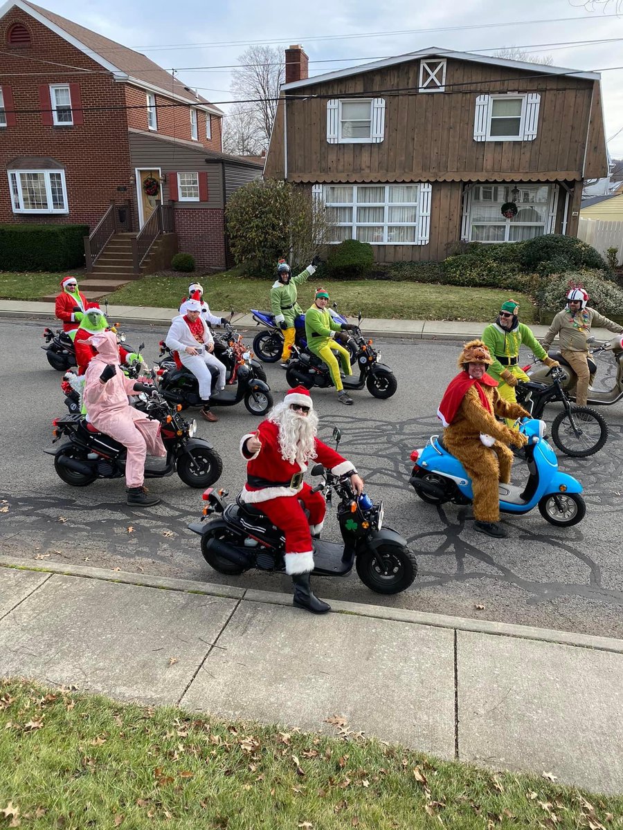 The #santaride was awesome this year. #beaverpa #hondaruckus #vespa #surron