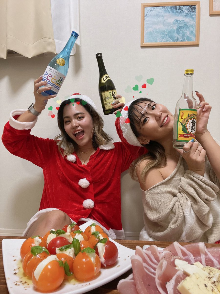 ex_ym30's tweet photo. メリクリ in石垣🎄🌞
#サンタコス https://t.co/tscHOSyIeb