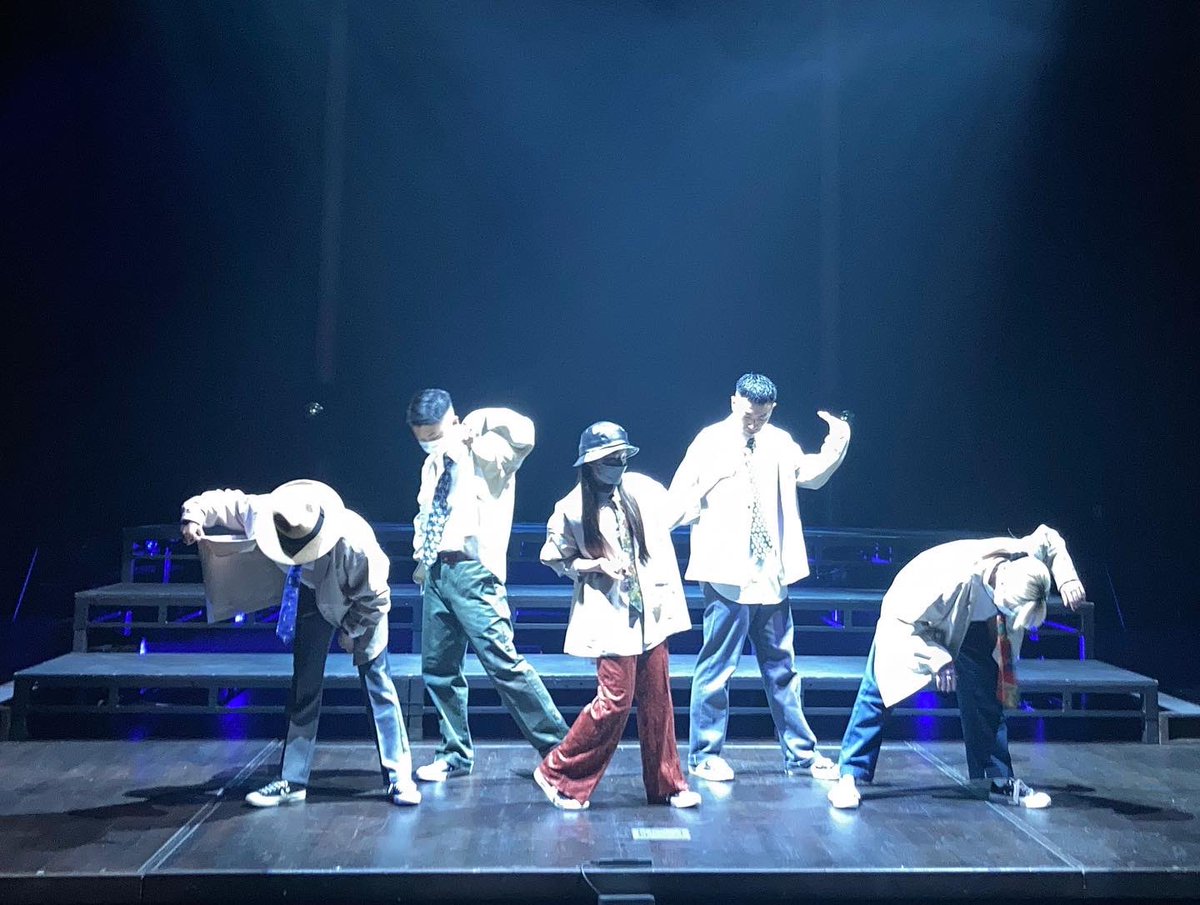 fettochine's tweet photo. 水戸芸術館
「目指せ！ミュージカル水戸黄門？冬の陣！」
初日！本番です！
本日、14時〜
当日券あり〼
是非！明日は完売です。
今回も素敵に仕上がっております。
素敵なクリスマスプレゼントを
皆様にお届け出来たらば！
では、劇場へ。いってきます。

#水戸みゅ　#ミュージカル水戸黄門 https://t.co/0qsJbecVlJ