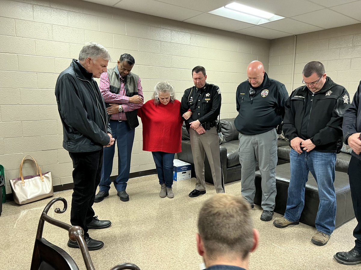 Franklin Graham tweet media