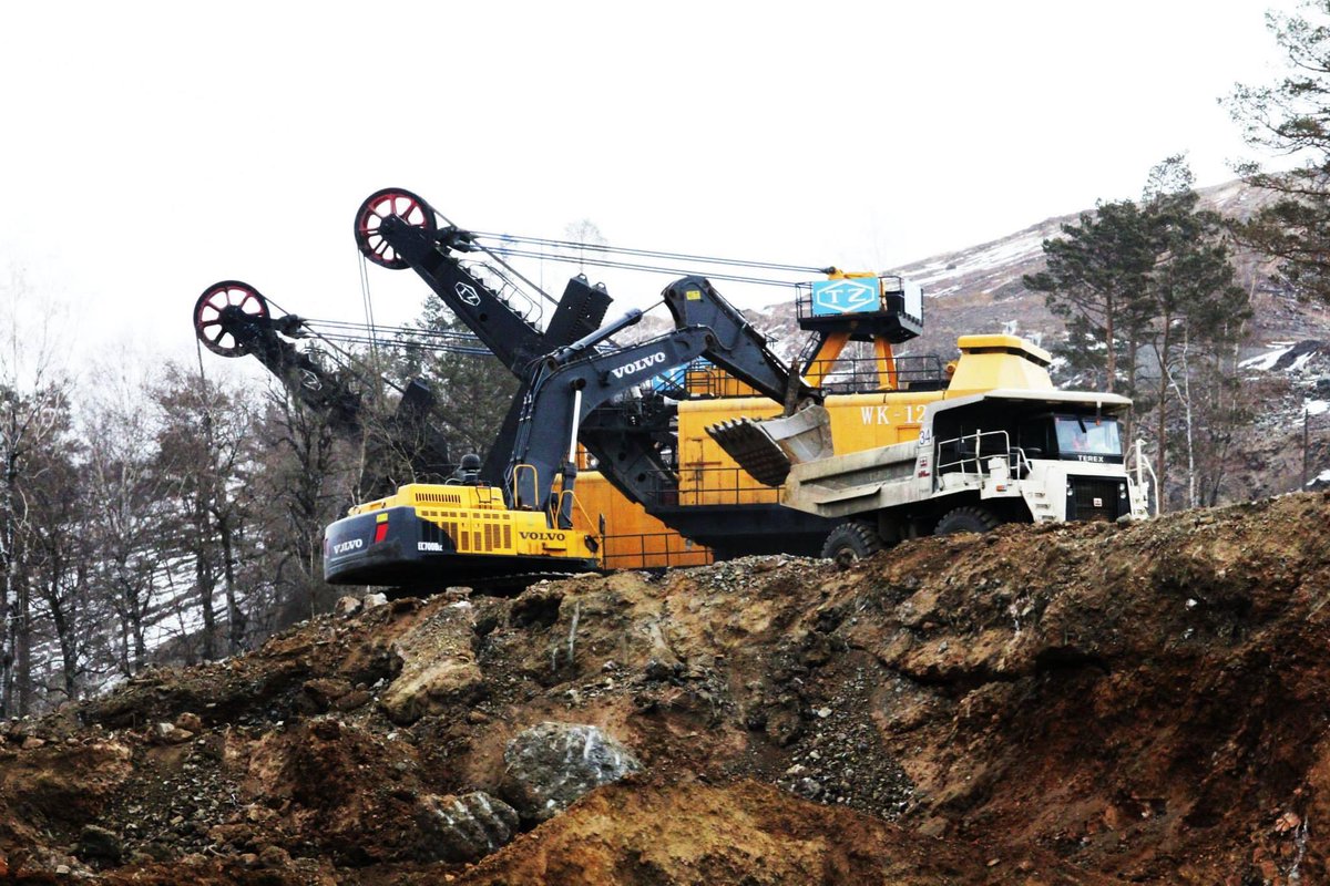 Уул уурхайн салбар үүсч хөгжсөний 99 жилийн ойн баярын мэнд хүргэе! #БолдтөмөрЕрөөГол