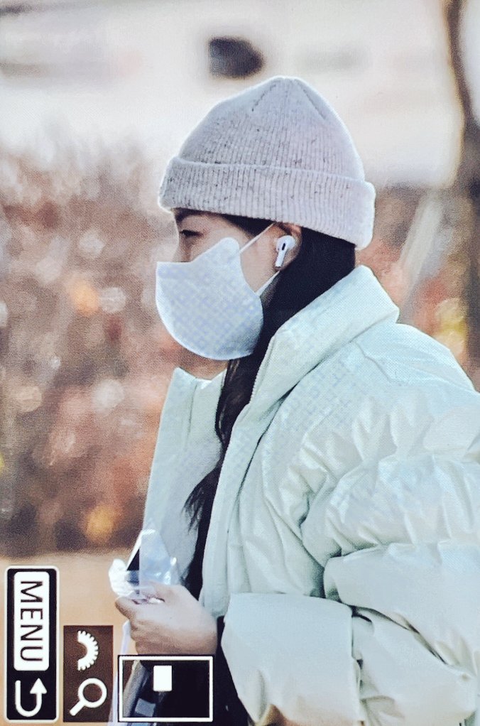 Blue Moon tweet media