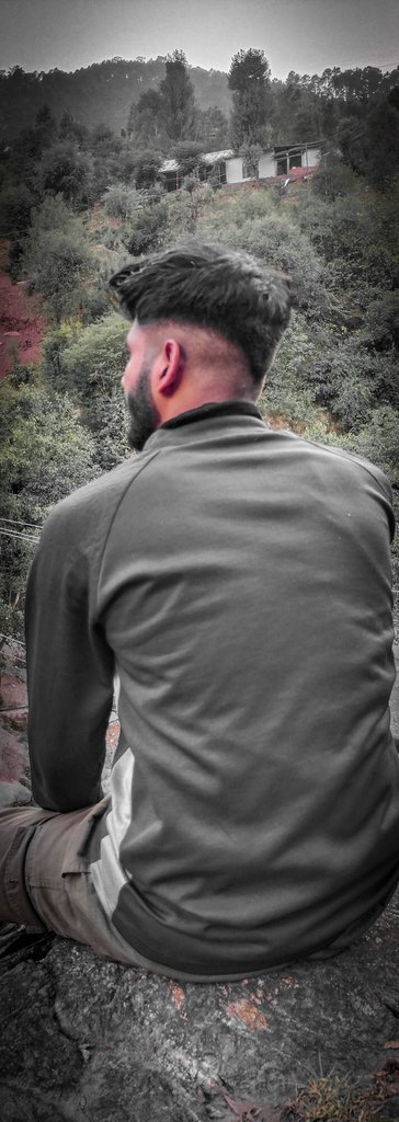 AnmolDaing's tweet photo. ____  ᴜᴍᴇᴇᴅ ᴀᴜʀ ᴋʜᴜᴡᴀʜɪꜱʜ
_______ ʟᴏɢᴏɴ ꜱᴇ ɴᴀʜɪ 
____  ᴀʟʟᴀʜ ꜱᴇ ᴋɪ ᴊᴀᴛɪ ʜᴀɪ
__
____
@AnmolDaing https://t.co/M3EYUyWeJJ