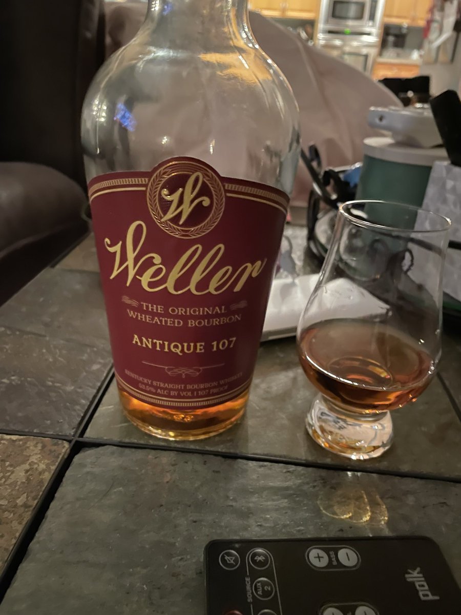 mayo_843's tweet photo. @AP8809dfs Don’t forget about the bourbon https://t.co/KOpm0dmpTH