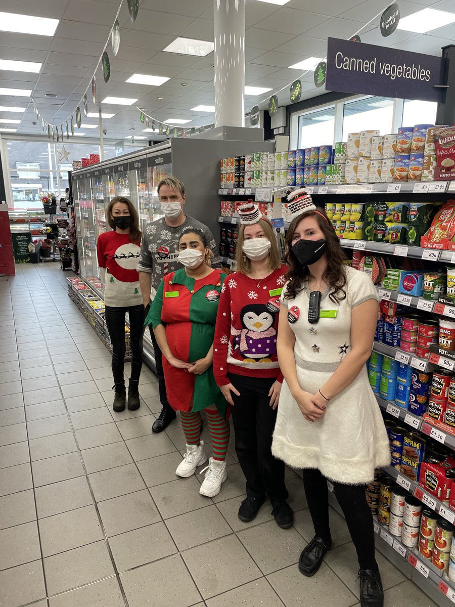 First of all, a Merry 🎄 Xmas!
I had a fantastic first week in Regent Road Coop💚 the Team was so nice and engaging and I want to say a special thank you to management team for all support <a href="/DennisB88899979/">Dennis Brown</a> <a href="/Annie_Anne3421/">~°Annie°~</a> @danicurwenxo <a href="/OMGaSQU1RREL/">Louise Moore</a> <a href="/AdrianD93465562/">Adrian Dunn</a> @grahamwren2
