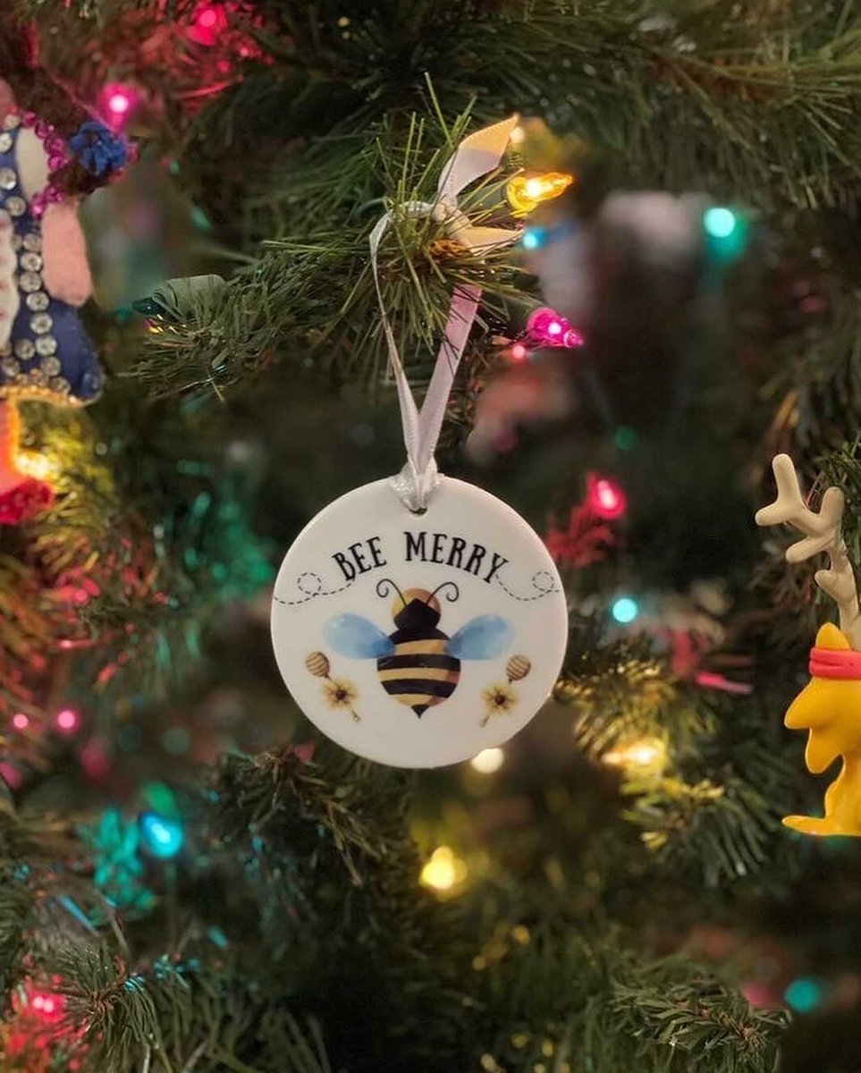 thebeefoundatio's tweet photo. We love seeing all of your limited edition SOLD OUT, TBF Bee Merry Ornaments. Wishing you all a Merry Chirstmas and Happy Holidays. #beemerry πππ https://t.co/utaeoF2NPU