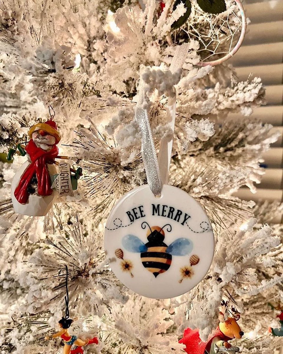 thebeefoundatio's tweet photo. We love seeing all of your limited edition SOLD OUT, TBF Bee Merry Ornaments. Wishing you all a Merry Chirstmas and Happy Holidays. #beemerry πππ https://t.co/utaeoF2NPU